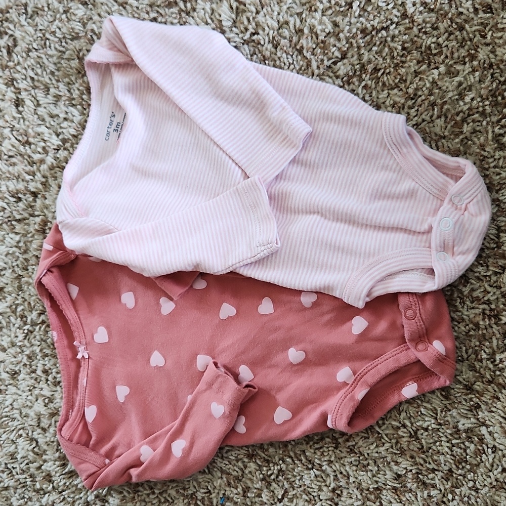 Carters Onsies 3 Month ❤️